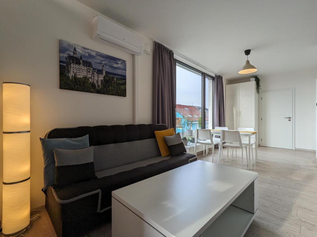Cozy Apartment With Big Terrace In Central Prague - Karlin Exterior foto