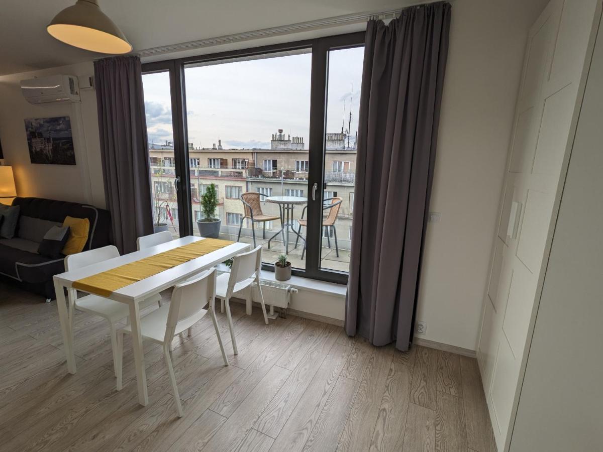 Cozy Apartment With Big Terrace In Central Prague - Karlin Exterior foto